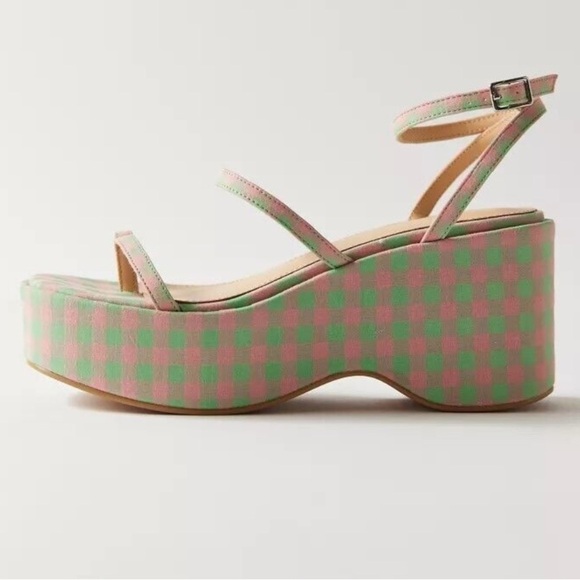NWOB Urban Outfitters UO Nora Strappy Green/Pink Plaid Platform Wedge Sandal - Picture 1 of 15